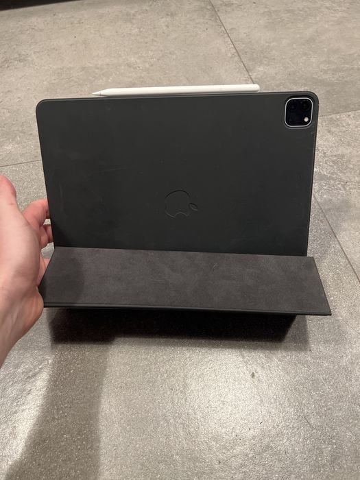 iPad pro 12.9 1TB M1 16GB ram 2021 cellular