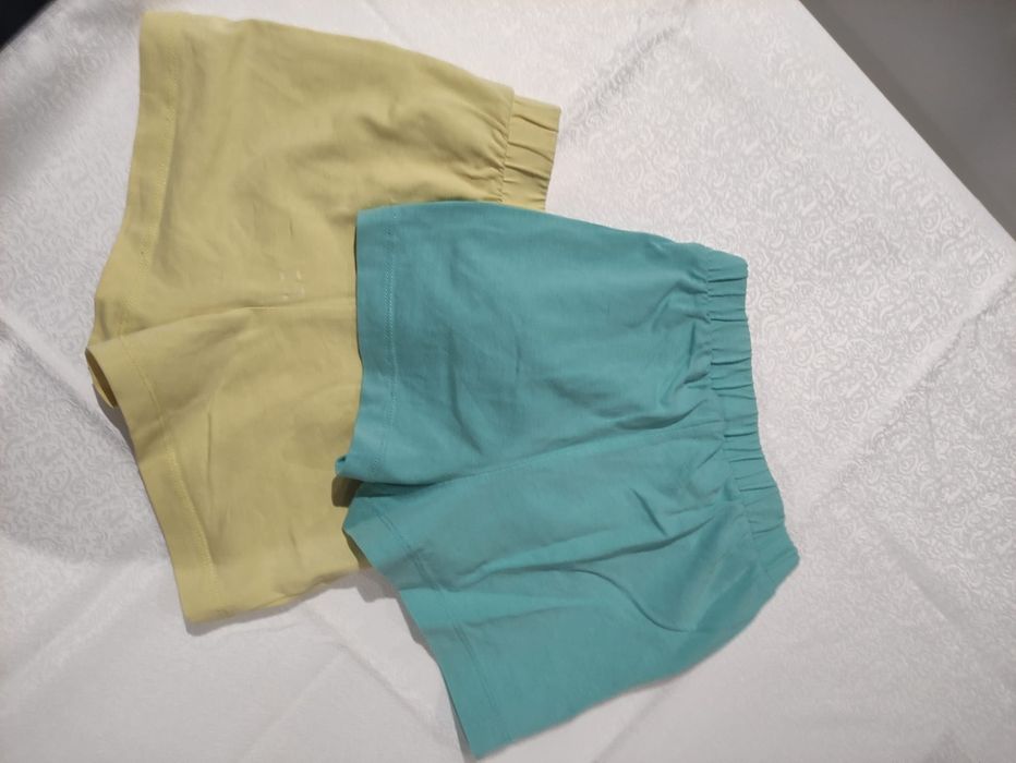 Par de calções para menina