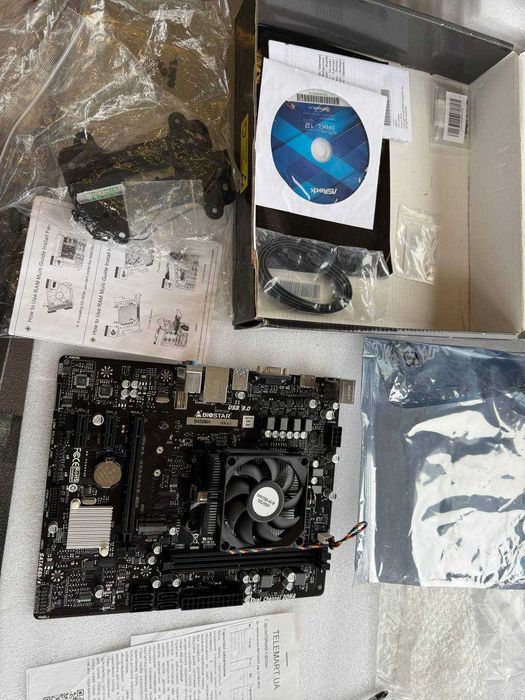 Материнська плата ASRock B560M Pro4 (Socket LGA1200)