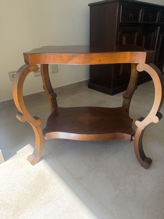 Mesa art deco em excelente estado