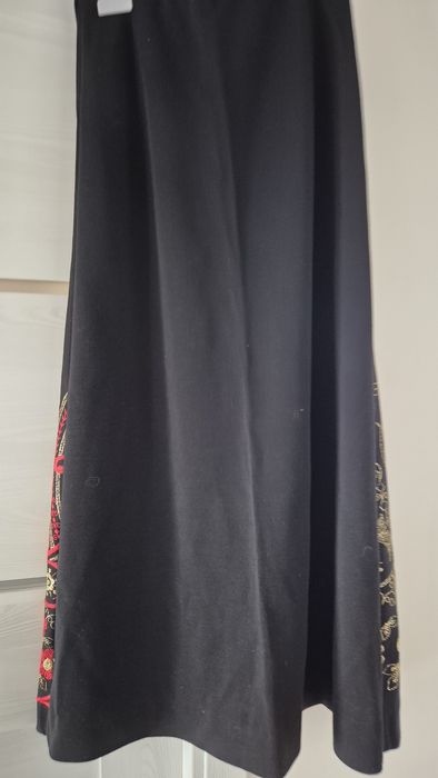 Elegancka spódnica wyszywana vintage S/M