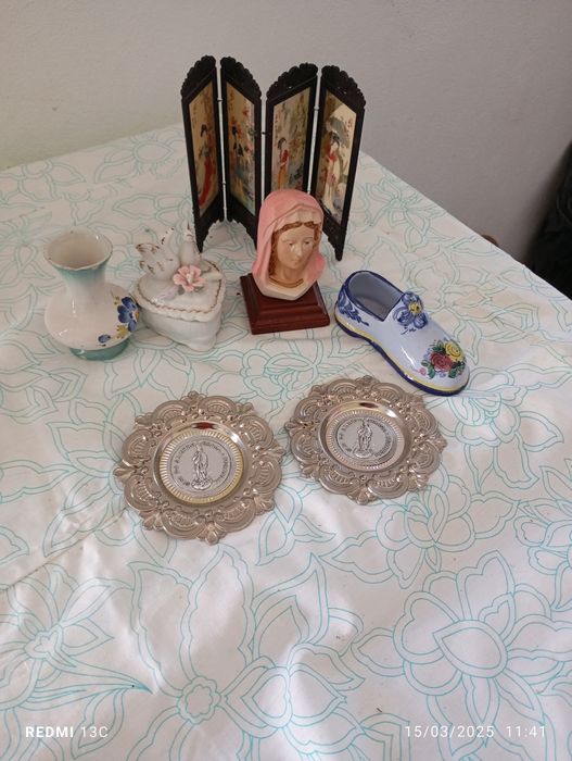 Artigos decorativos variados