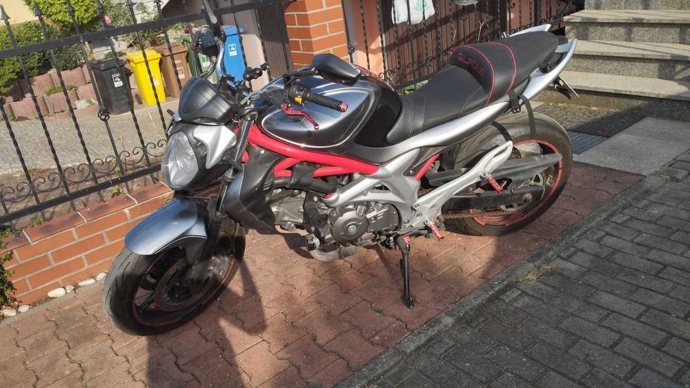 suzuki gladius 2011