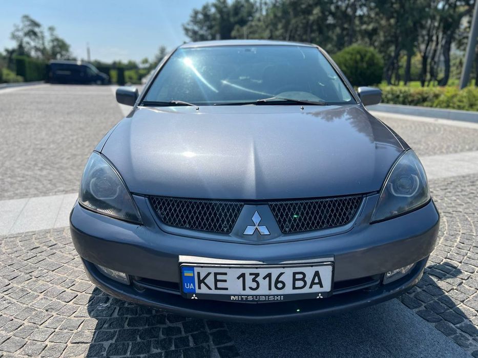 Mitsubishi lancer 9