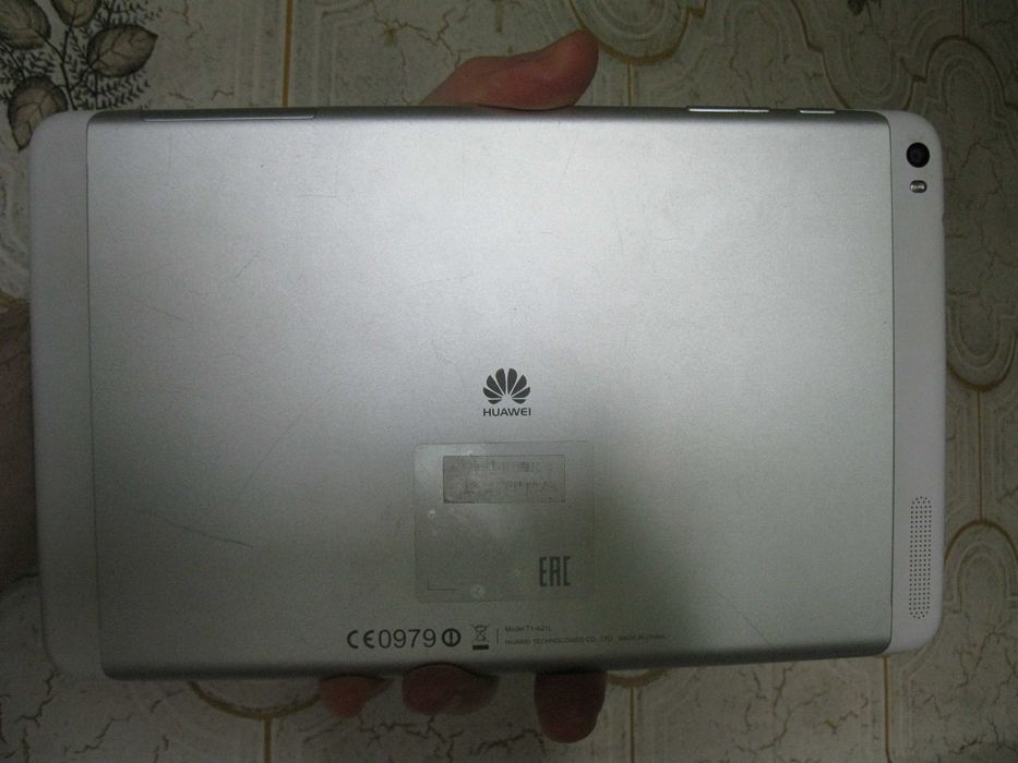 Продам планшет Huawei T1-A21L 9.6" IPS (1280x800)