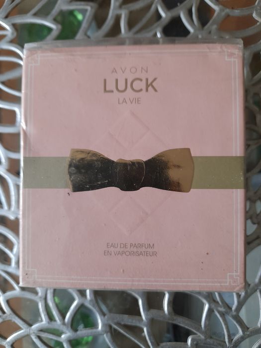 Unikat Avon Luck La vie