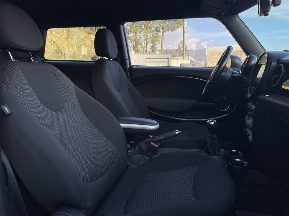 Mini Cooper R56 1.4i