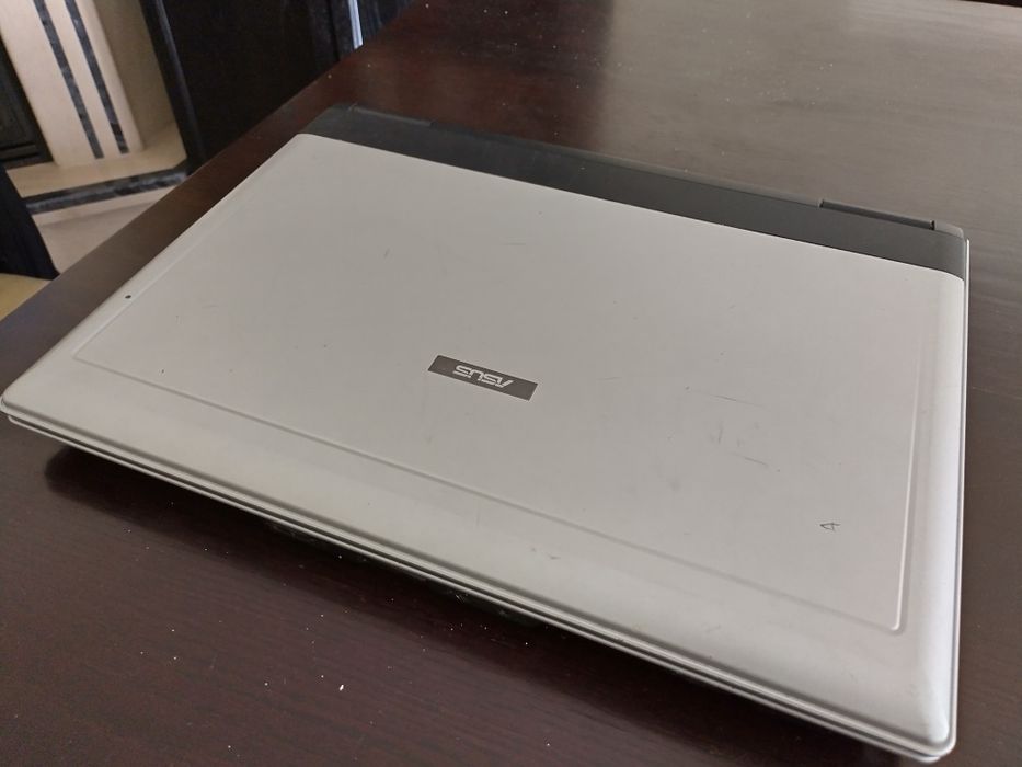 Laptop ASUS Z53S