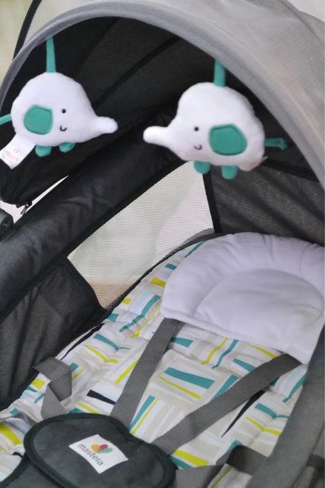 Дитячий заколисувальний центр