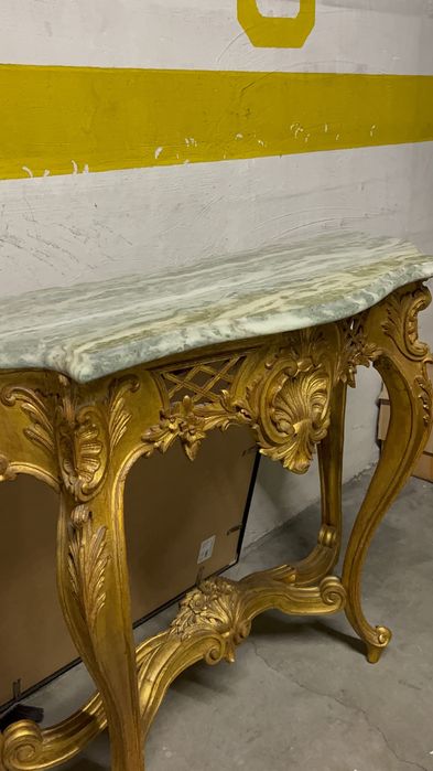 Mesa Consola Estilo Luís XV com Tampo em Mármore