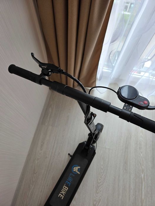 Електросамокат Like.Bike Venus. Малий пробіг, суперстан! Торг: 9