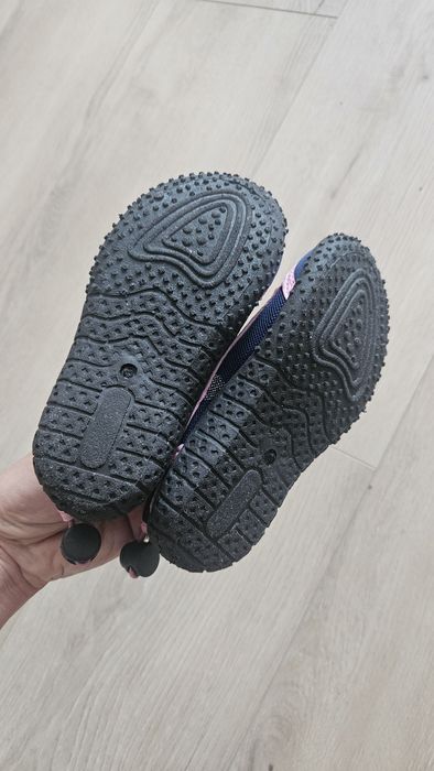 Buty do wody 26 / 27 dla dziewczynki 18 cm