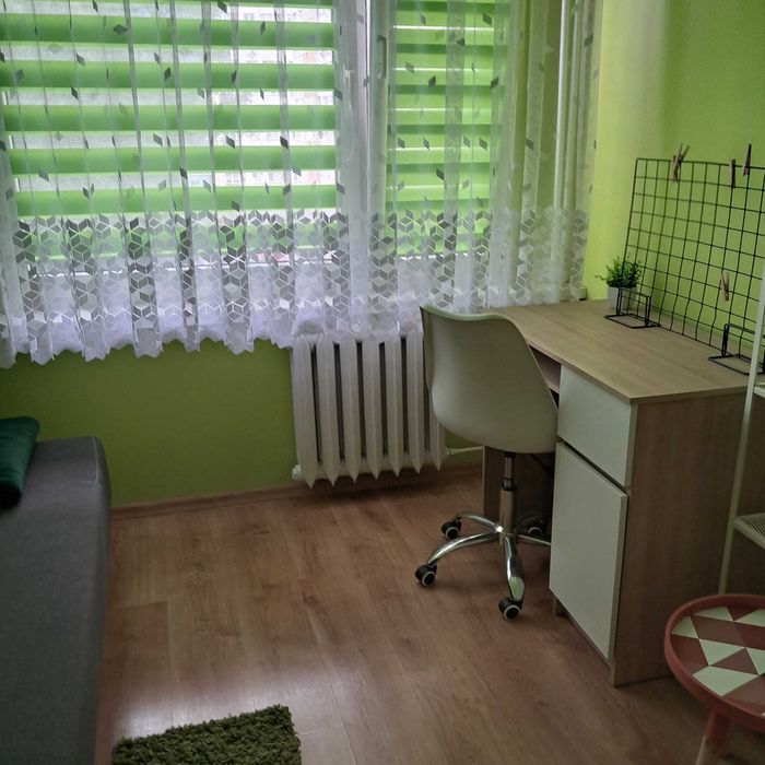 Waszyngtona 14 B  przy szpitalu