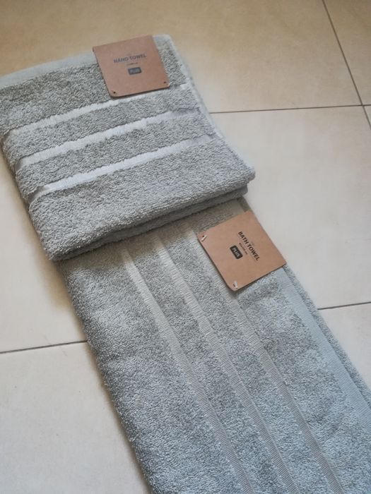 Nowy komplet ręczników