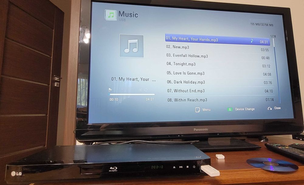 LG BD550 Odtwarzacz Blu-Ray/DVD/CD/USB z HDMI, pilot
