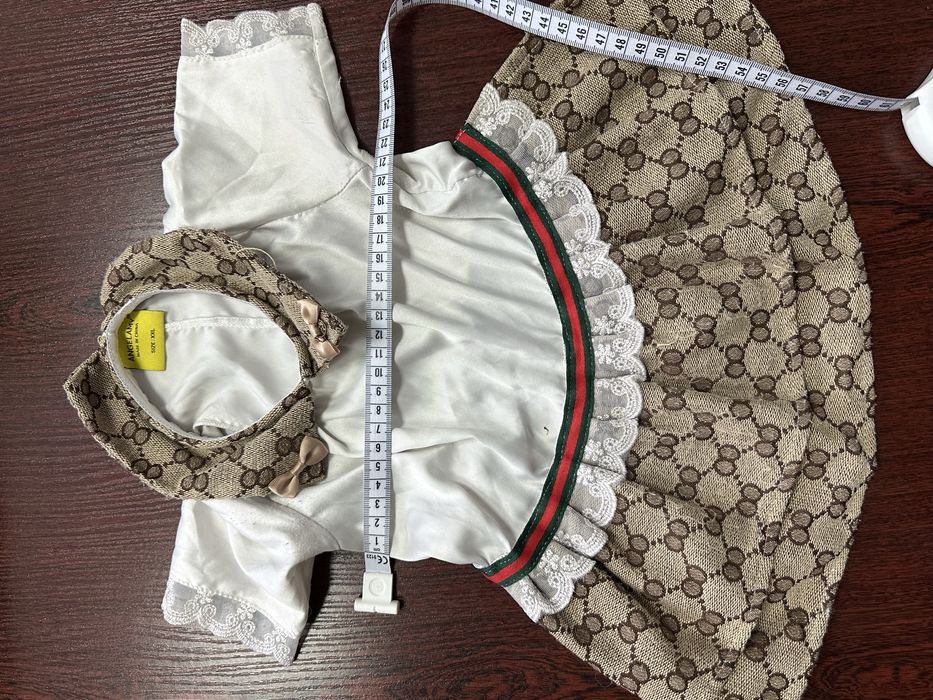 Одяг для собачок брендовий б/у