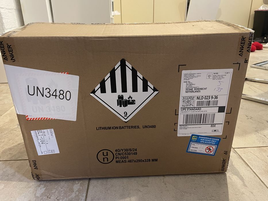 Нова Anker SOLIX 800 — резервне живлення 800 Вт