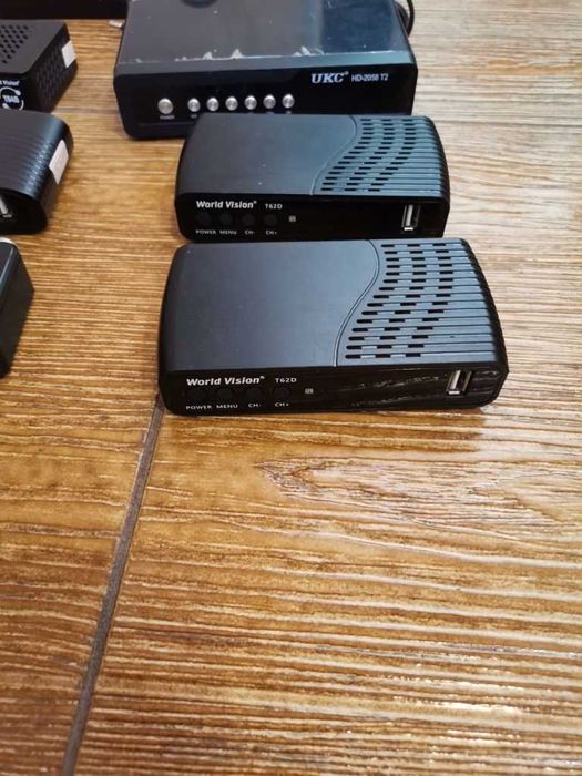 Приставка тюнер Т2 World Vision Romsat UKC