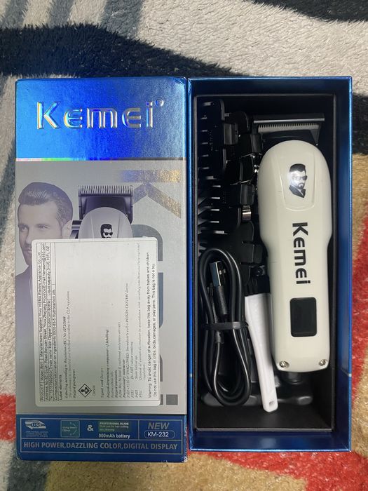 машинка kemei нова