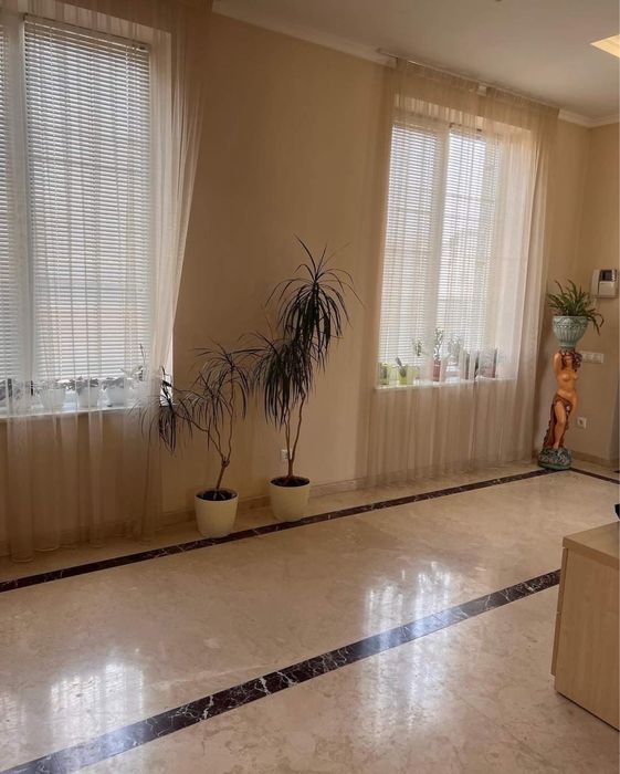 Дом в районе 12 ст.Б.фонтана / Костанди