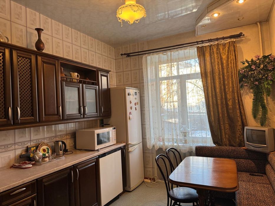 Сдам 3к.кв м. Арх. Бекетова