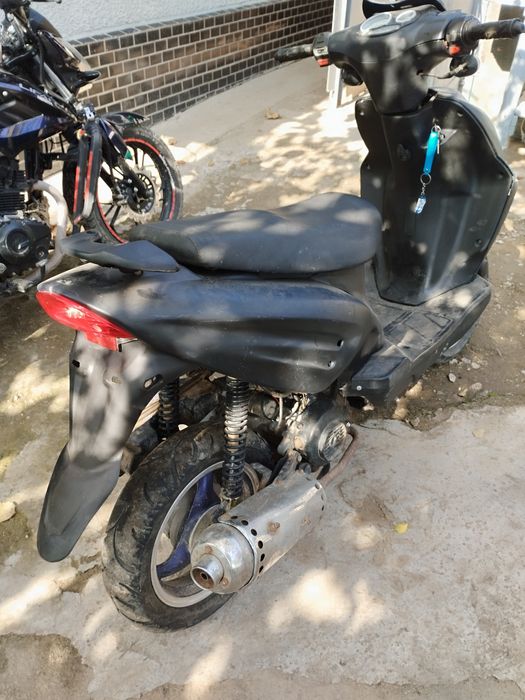 Продам скутер Кануні