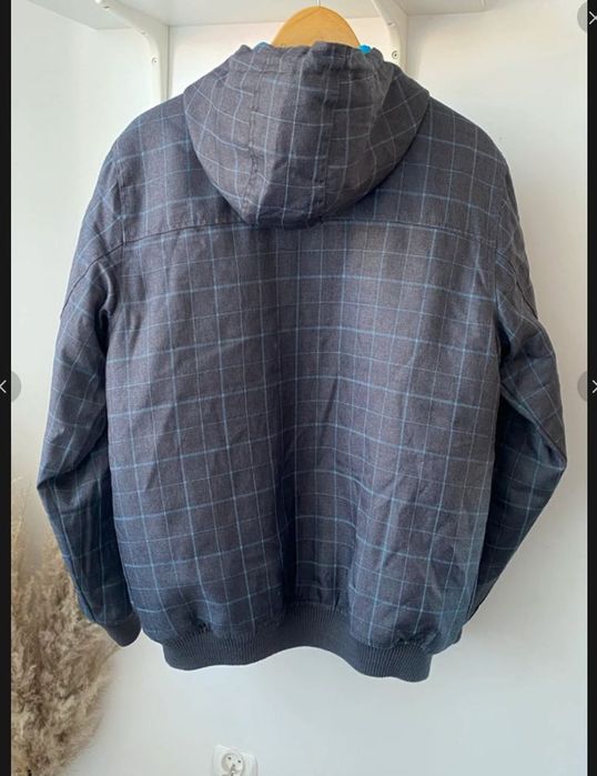 Cropp - Męska kurtka zimowa - rozm S szara w kratę na zimę z kapturem
