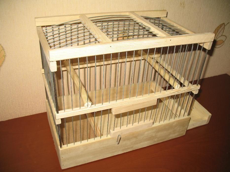 Клетка для кенара или канарейки (880 грн).