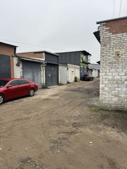 Продам гараж р-н Вікторі Гарденс ЖК Фамілія