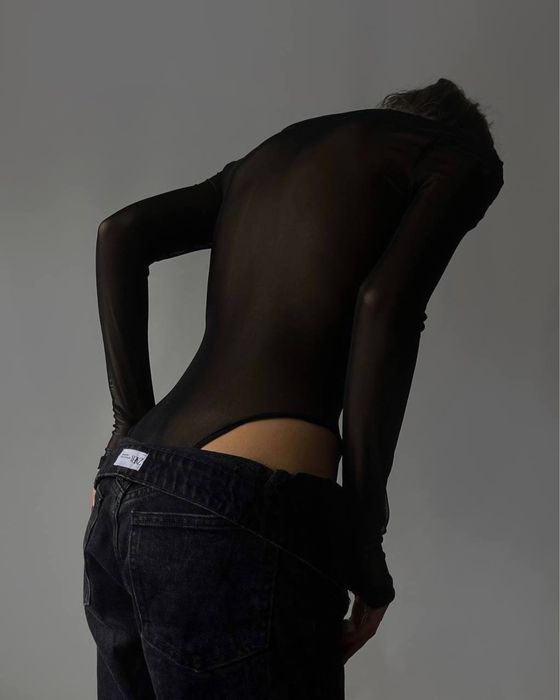 Жіноче сексуальне боді/ чорне сітчате боді з драпіруванням на грудях