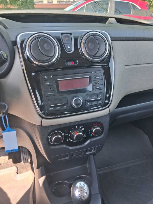 Dacia Dokker 2015 Rezerwacja