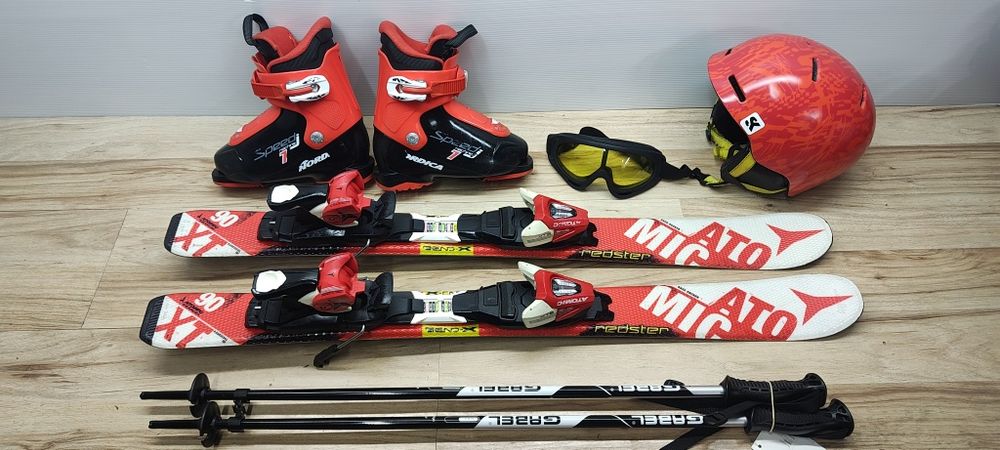 Komplet 90 cm ATOMIC Buty 18.5cm Kask Kijki Gogle