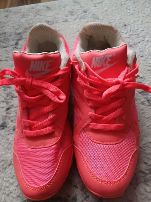 Nike Buty Oryginalne Sportowe r.38
