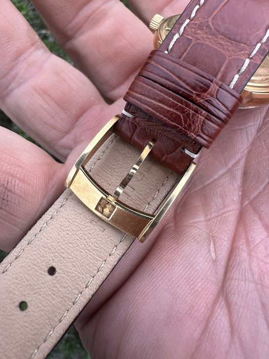 1959 18ct Solid Gold Zenith Strap watch