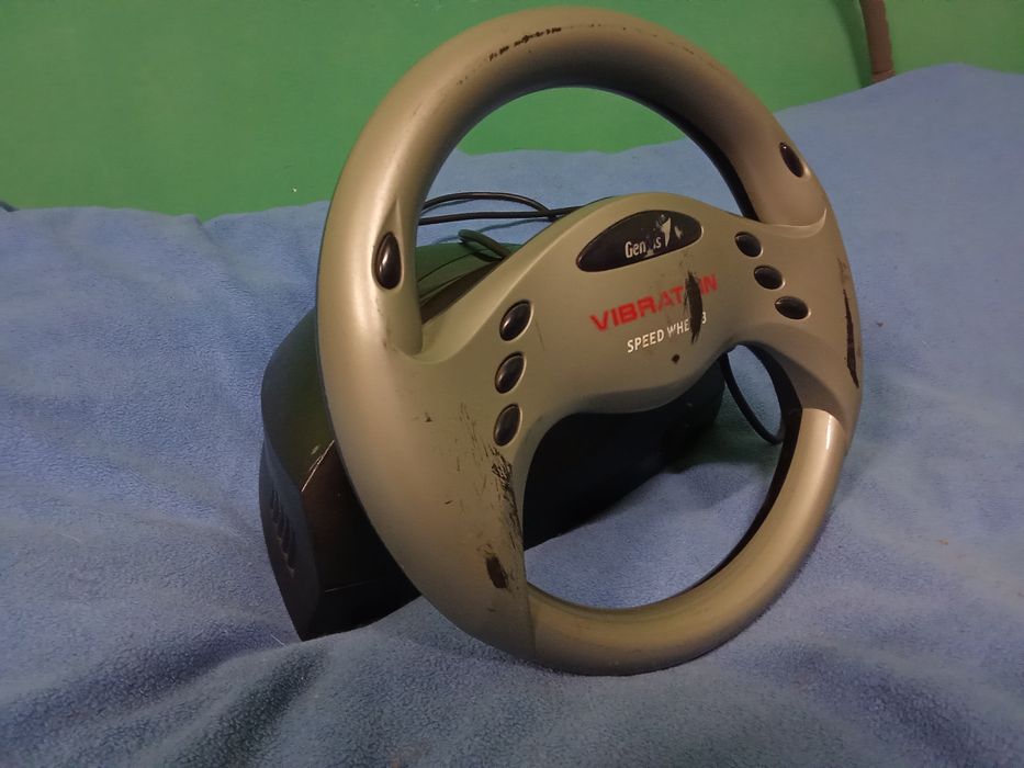 Продам игровой руль