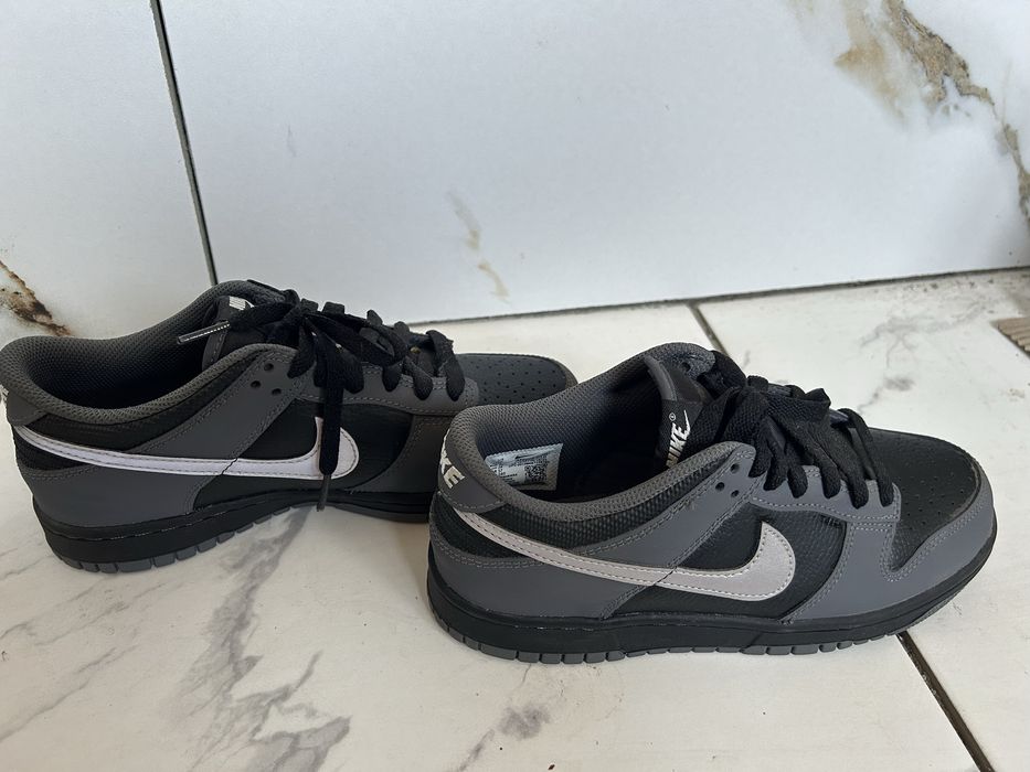 Жіночі кросівки nike dunk low у кольоровій гамі black/grey