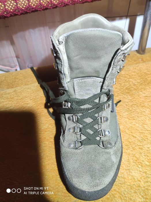 Ботинки зима 39 розмір