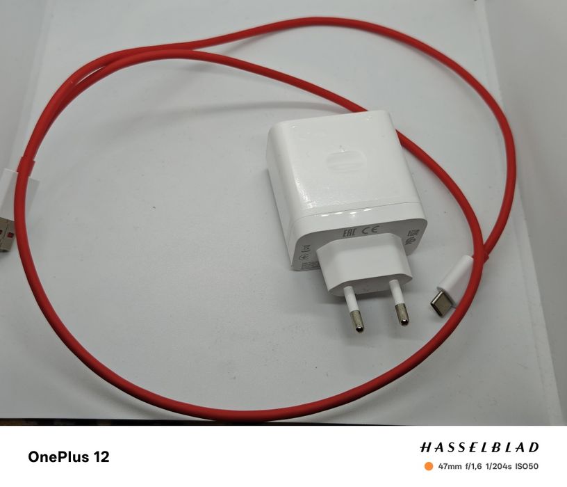 Продам Oppo Reno  13 5G 12/256Gb