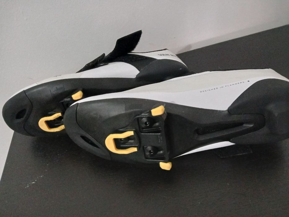 Sapatos Encaixe Van Rysel
