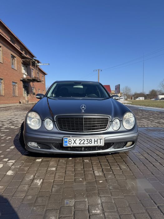 Продам живого W211