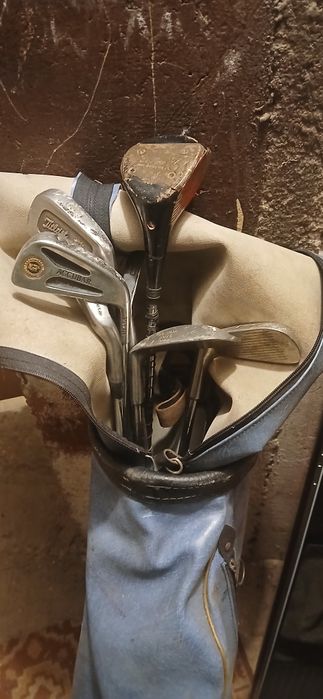 Kije golfowe. Wraz z torbą