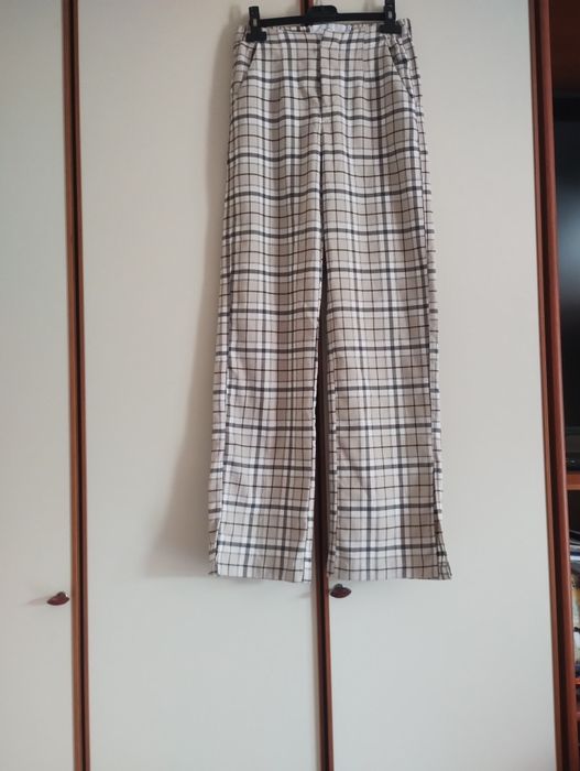Spodnie Bershka r. 36