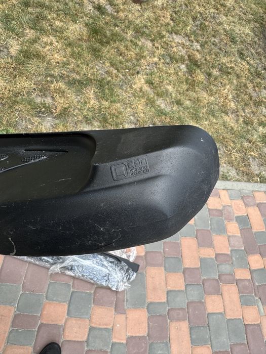 Накладки CAN на бокові пороги для Land Rover Discovery 4