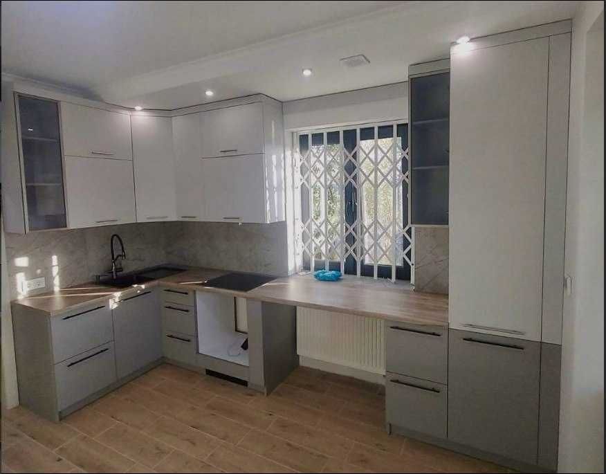 Меблі на замовлення: кухні, шафи-купе, гардеробні, лофт каркаси
