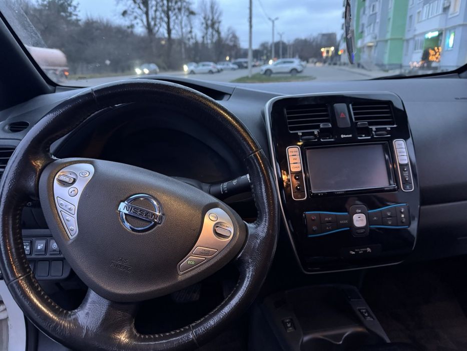 Nissan leaf 2013 рестал