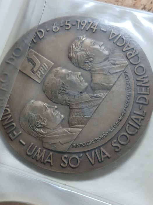 Francisco Sá Carneiro medalhas