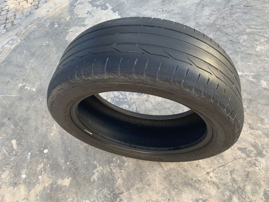 Pneus Bridgestone 225/50 R18 95W