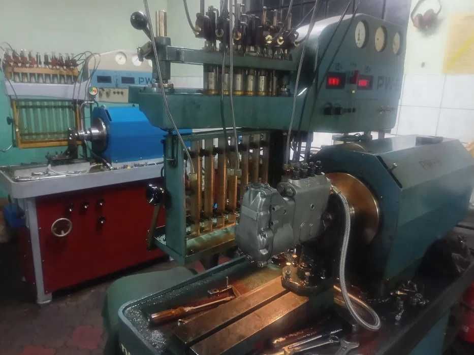 Pompa wtryskowa C385 C360 C330 3P Perkins Ursus Bizon SW400 Rozrusznik