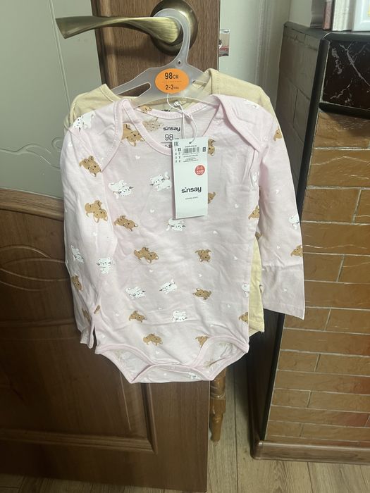 Одяг для дівчинки