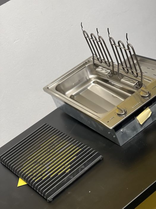 Гриль-барбекю від Мiele CS 1312 BG нержавіюча сталь. Підключка до води